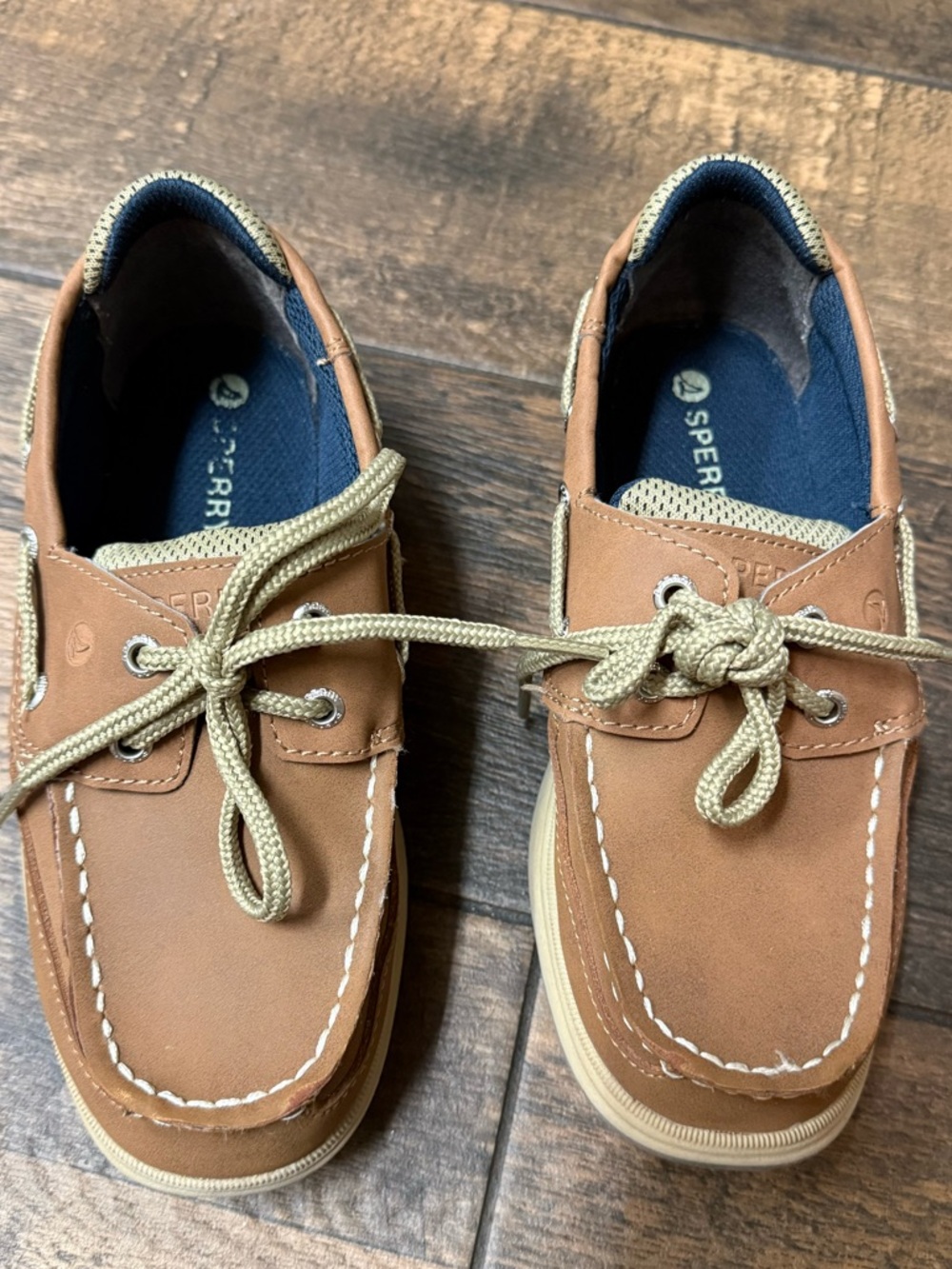 Sperry Kids Brown Leather Boat Shoes with Khaki Laces